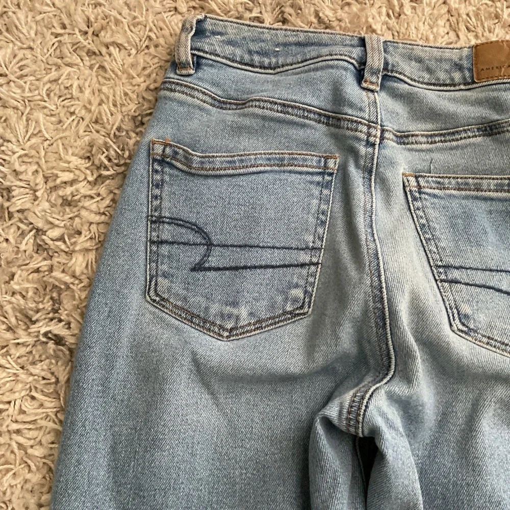 American Eagle Stretch Light Wash High Rise Slim Straight Jeans Size 0 Regular